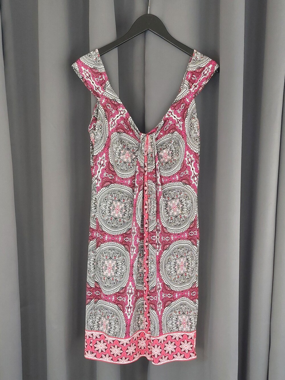 Wisp by London Times Pink Medallion Ruched Sheath Dress Size 16